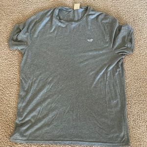 Mens gray hollister tee XL